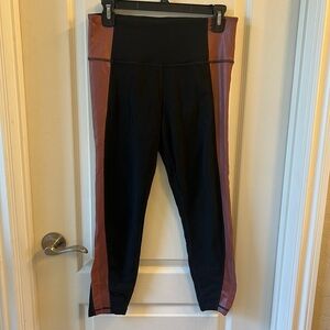Athleta Black Colorblock Crop Leggings Size M